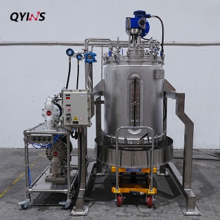 防爆300L不銹鋼固相合成過(guò)濾釜固液分離不銹鋼過(guò)濾砂芯抽濾速度快（氣動(dòng)泵進(jìn)出料）